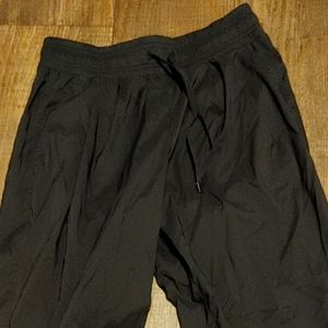 Athleta Black Joggers/Dance pants Cinch bottom draw strings Sz6/Parachute